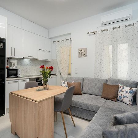 Comfy Apt Next To Metro Афины Экстерьер фото