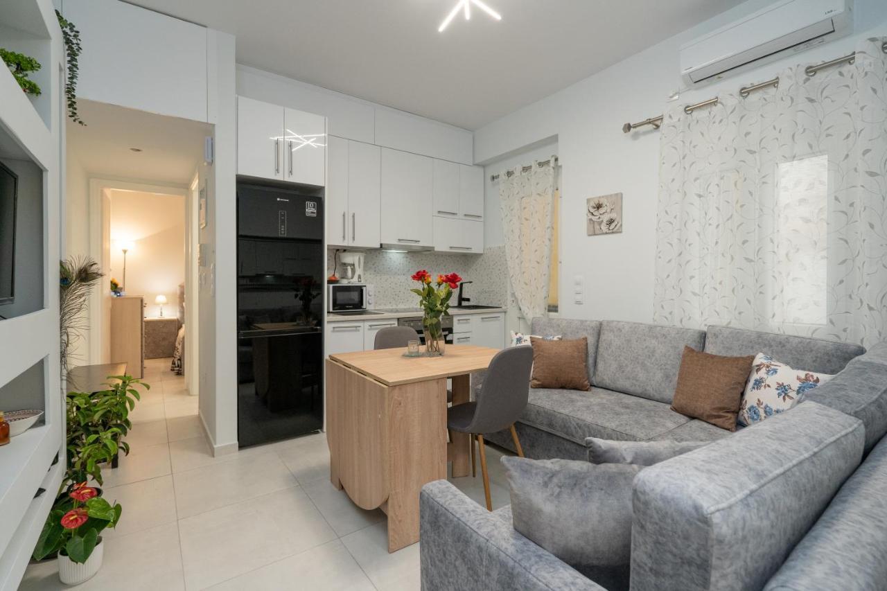 Comfy Apt Next To Metro Афины Экстерьер фото