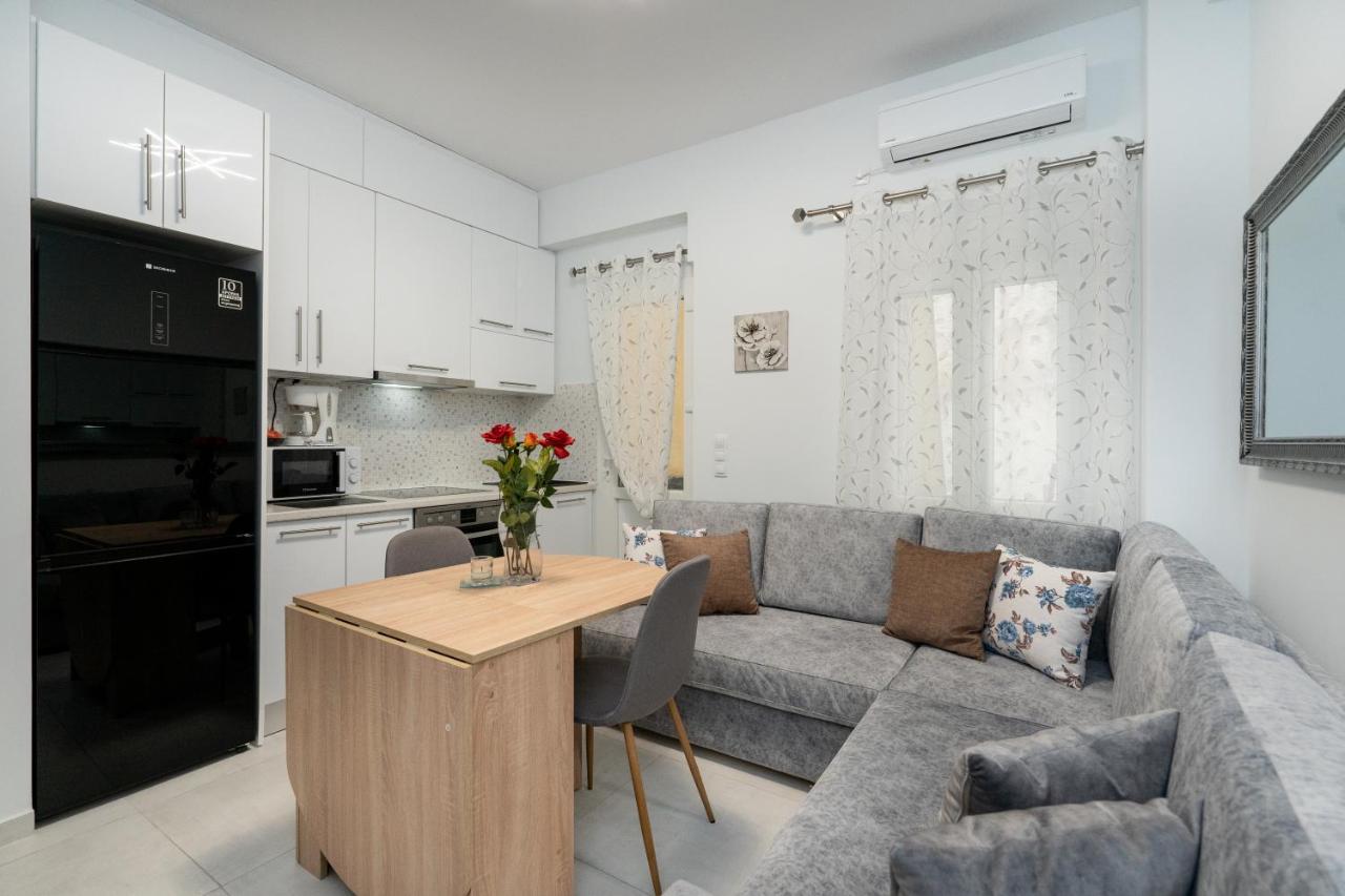 Comfy Apt Next To Metro Афины Экстерьер фото